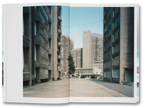 Nature & Politics Thomas Struth - MACK