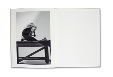 8 Women Collier Schorr - MACK