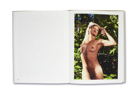 8 Women Collier Schorr - MACK