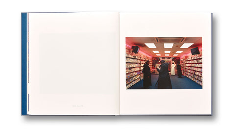 Photographs 1997 – 2017 Hannah Starkey - MACK