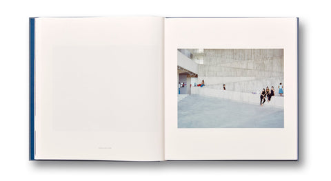 Photographs 1997 – 2017 Hannah Starkey - MACK